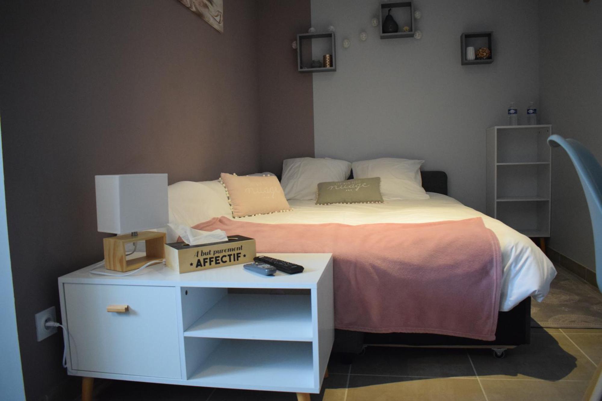 La Sarlamandre, Chambres Et Table D'Hotes Marcillac-Saint-Quentin Zewnętrze zdjęcie