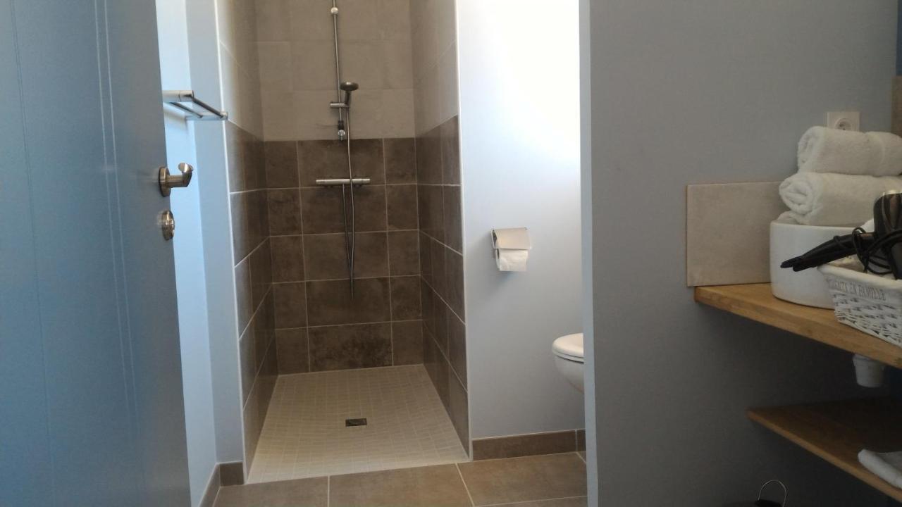 La Sarlamandre, Chambres Et Table D'Hotes Marcillac-Saint-Quentin Zewnętrze zdjęcie